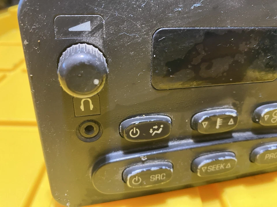 Unidad de control de temperatura de calefacción trasera Chevy Chevrolet Cadillac Tahoe 2003-2006 Foto 2 de 4