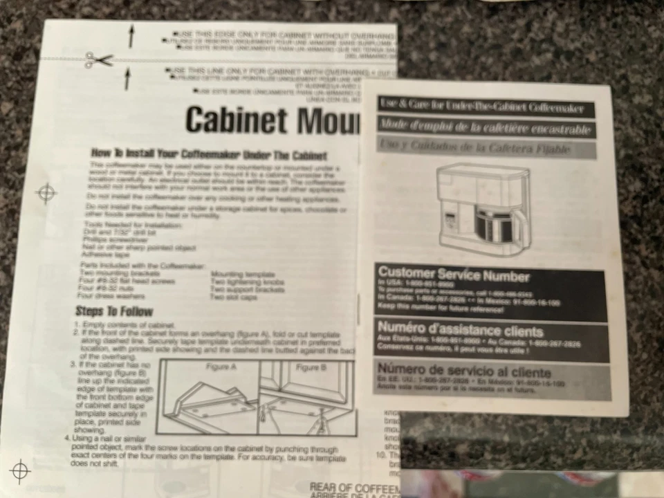 Cafetera debajo del gabinete Proctor Silex modelo #44401 blanca nueva de stock Foto 2 de 4