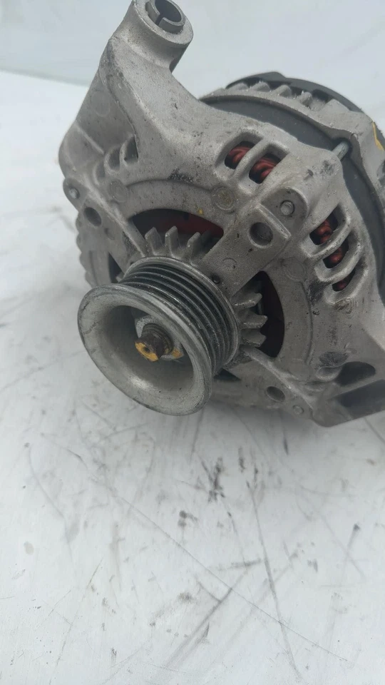 Alternador Chrysler 300 2005 2006 2007 Foto 3 de 4