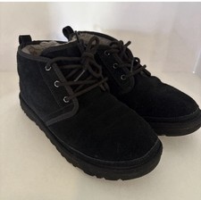 UGG NEUMEL Mens Suede Low Chukka Boots 3236 Sz 10 Black