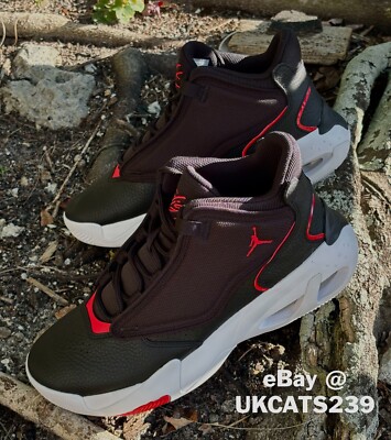 関税込【Nike】Jordan Max Aura 4 White Black University Red Amazon.com | Men's Jordan Max Aura 4 University Red/Black