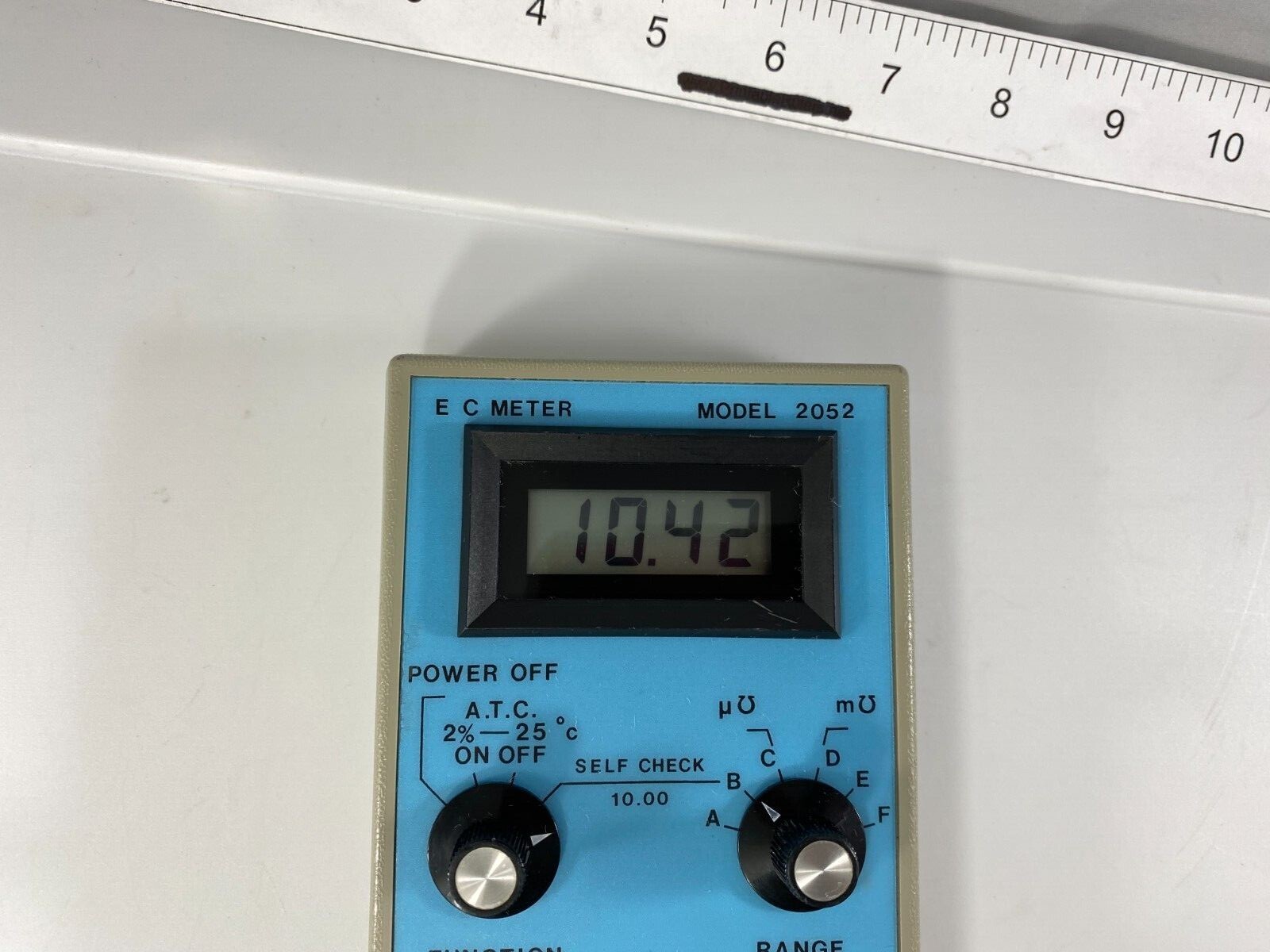 VWR International  Meter Model 2052 E C - No Probe - GENUINE