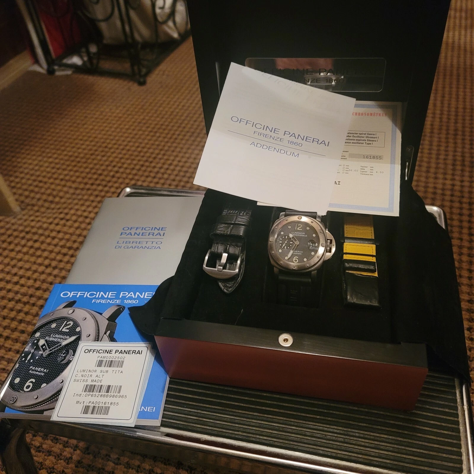 Panerai — Panerai  , submersible  Pam 25, titanium    B series 1999 limited edition 1500