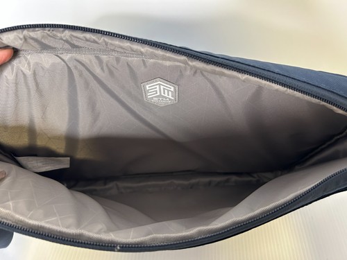 STM Laptop Bag 3 Pockets up to 15" Screens with Shoulder Strap - Blue VGC - Photo 6/11