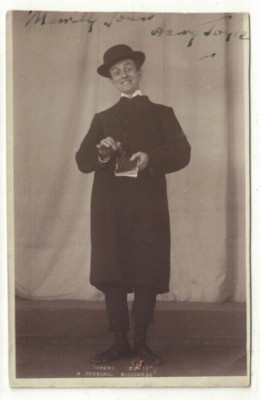 Signierte Echt Foto Postkarte ''Harry Joyce'' A Parson's Discourse Comedy Music Hall ?