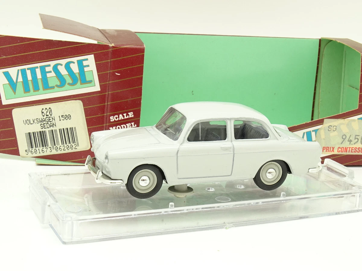 Miniature Vitesse 1/43 - VW 1500 Sedan Gris - Collection - Très Bon état