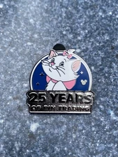 DLR Disneyland Hidden Mickey 2025 Marie 25 Years of Trading Disney Pin