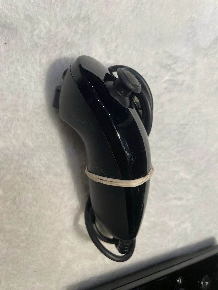 Nintendo Wii Remote Black Motion Plus Controller OEM with Nunchuck Tested Works - Image 4 of 4