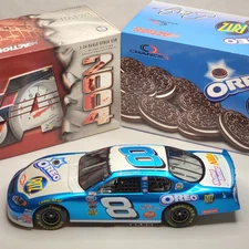1:24 Diecast Dale Earnhardt Jr Oreo Ritz Blue 2004 Chevy Monte Carlo Action