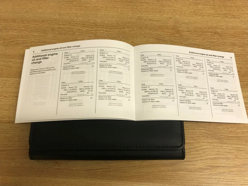 BRAND NEW VAUXHALL SERVICE BOOK BLANK GENUINE COVERS ALL MODELS - Image 2 of 2