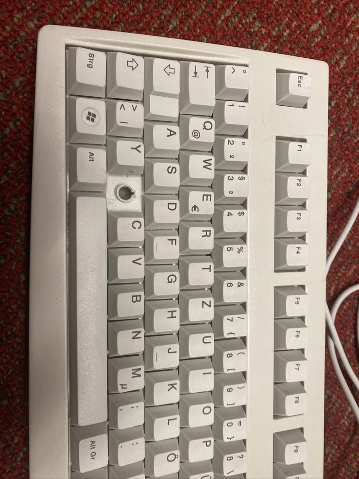 G83 -6105 Lunde - 0 Cherry G83-6105 Keyboard USB GERMAN ~ D ~ 0/ 02 Missing X - Image 2 of 4