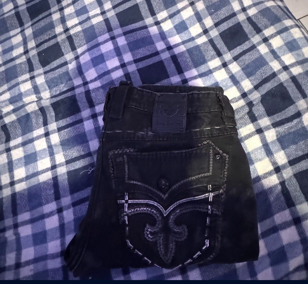Picture 1 of 1
