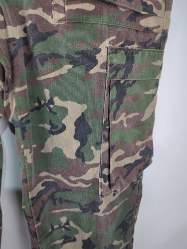 Vintage Camouflage Mens Cargo Pants Pockets 40x32 Outdoor Hunting Woodland - Picture 8 of 20
