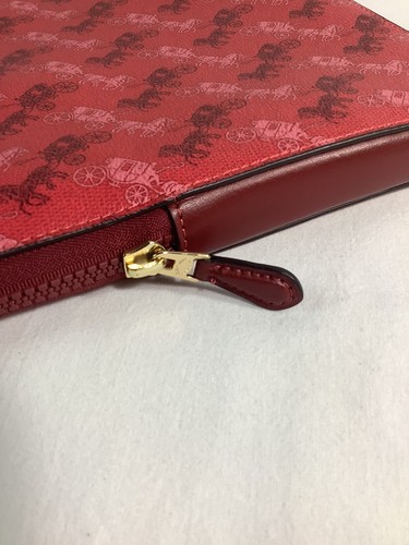 COACH HORSE AND CARRIAGE SIGNATURE RED LAPTOP TABLET - Picture 8 of 10