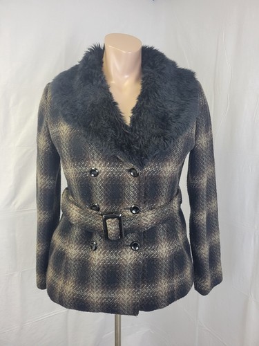Attention Fur Lined Plaid Jacket Size XL Plaid Coat With Black Fur Neckline - Picture 2 of 12