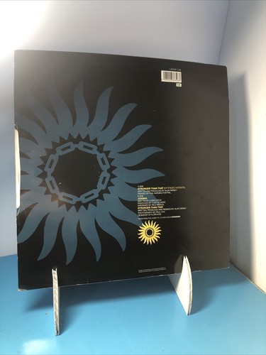 CLIFF RICHARD VINYL Stronger Than That 12" single with Exclusive SIGNED Print - Bild 2 von 6