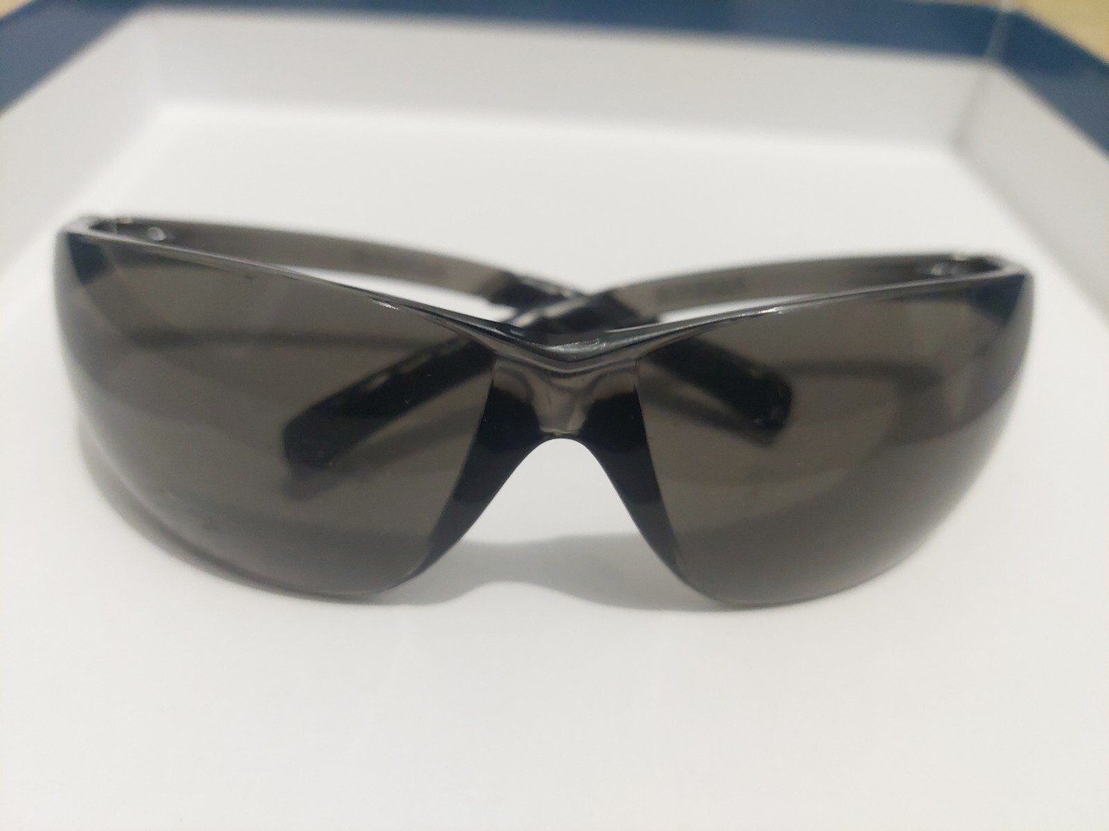Stylish UV Protection Sunglasses for Men and Women-image