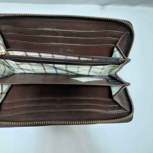PORTAFOGLIO LUNGO COACH LOGO E RIGHE VERTICALI PELLE MARRONE ORO ZIP BRACCIALETTO - Foto 7 di 8