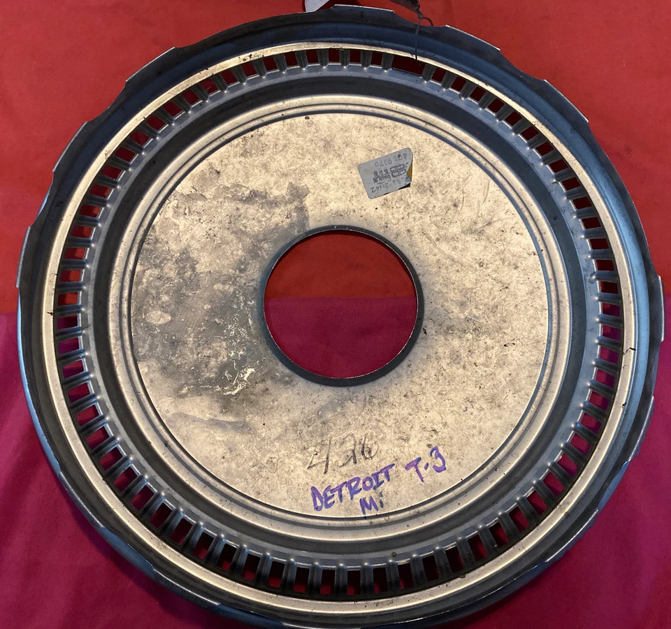 Tapacubos cubierta rueda delantera Dodge Truck Ram Charger Trail Duster 15" 4x4 1980-85 Foto 4 de 4