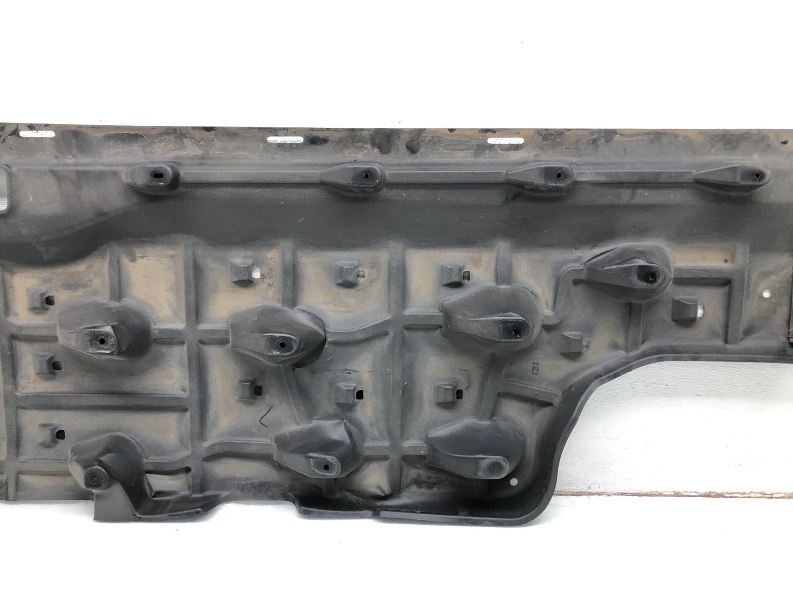 2017-2020 MASERATI LEVANTE LEFT DRIVER UNDERBODY SPLASH SHIELD COVER OEM. #NOTES