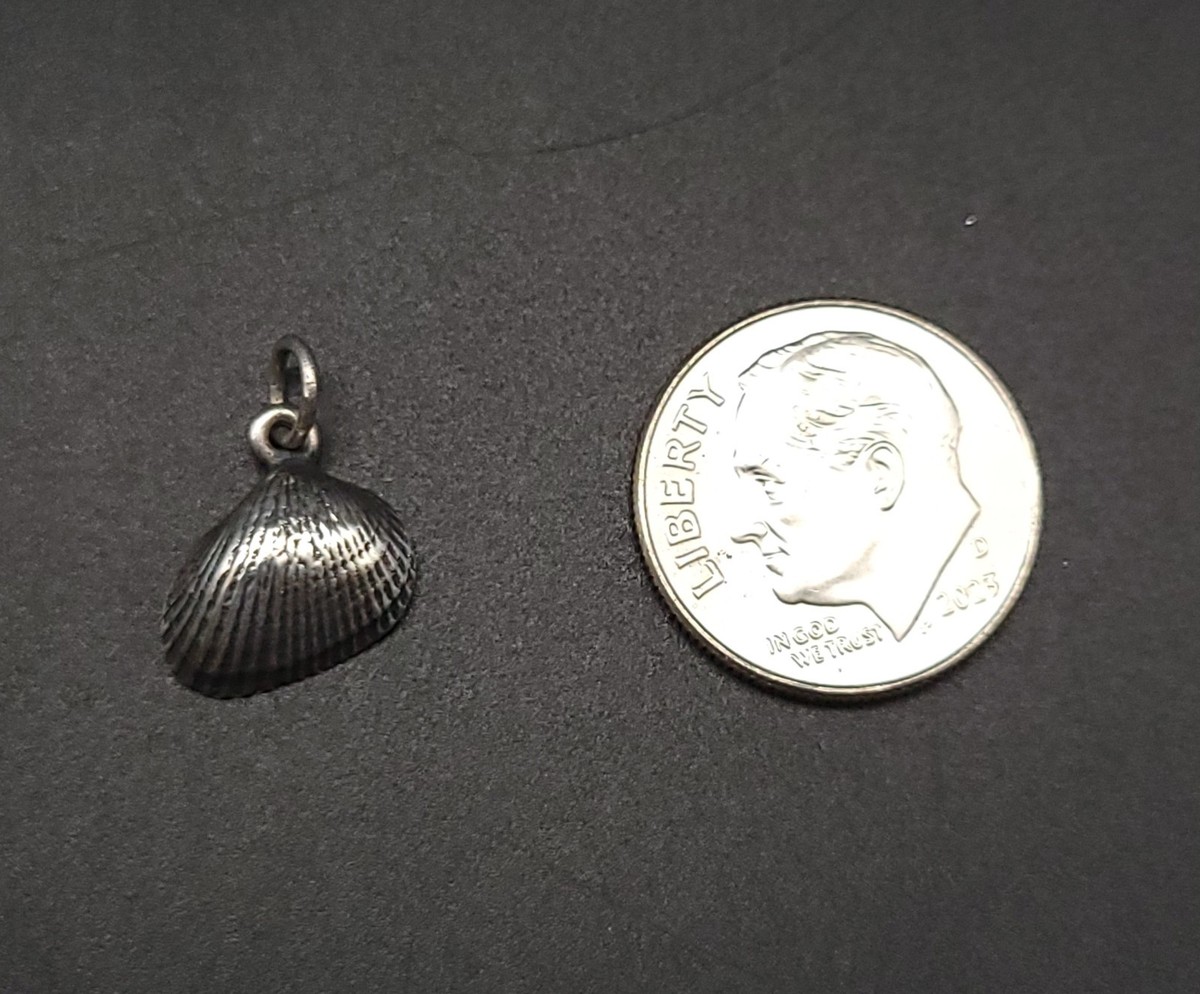 James Avery Sea Shell Cockle Bracelet Charm Sterling Silver