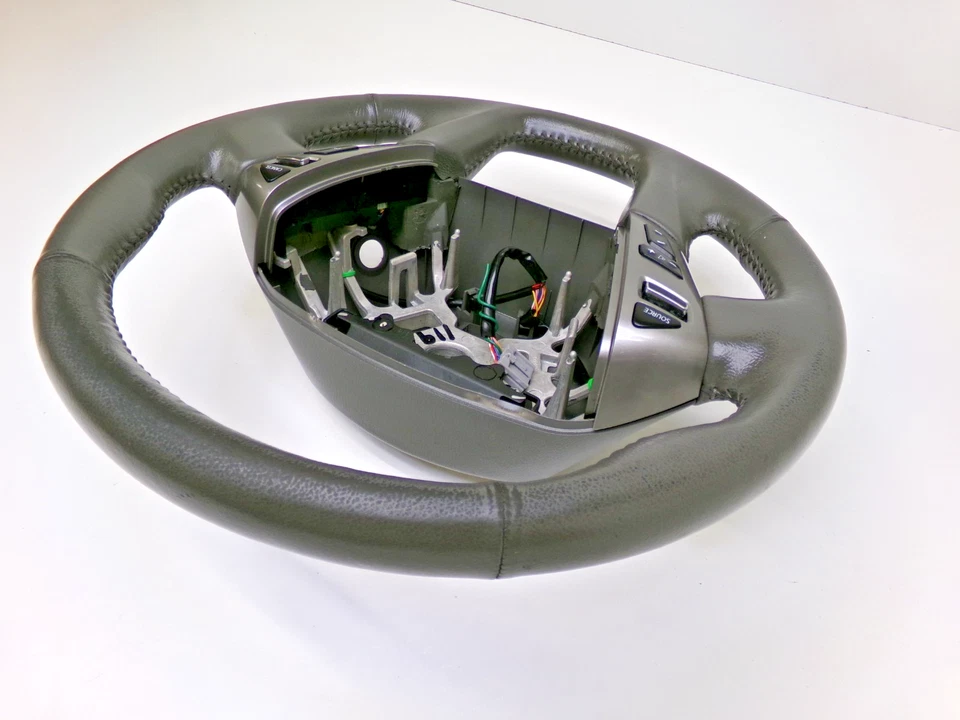 Nissan NV Van NV1500 NV2500 NV3500 Volante Cuero OEM 12-17 Foto 4 de 4