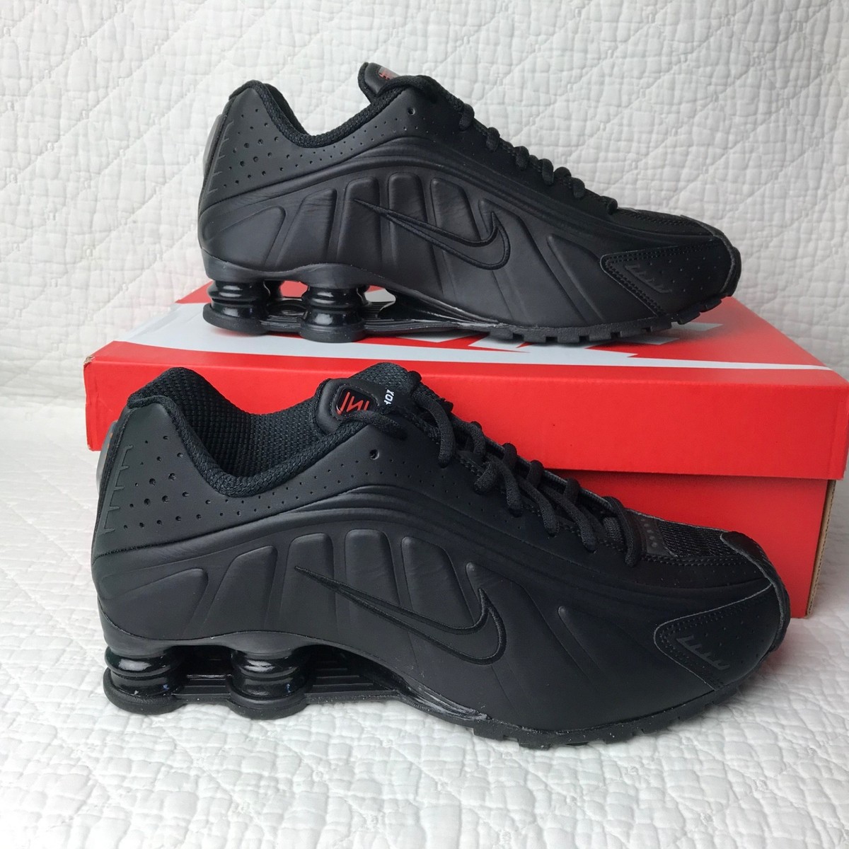 Nike SHOX R4 Shoes Women's SZ 10 Black AR3565-004 NWB | eBay