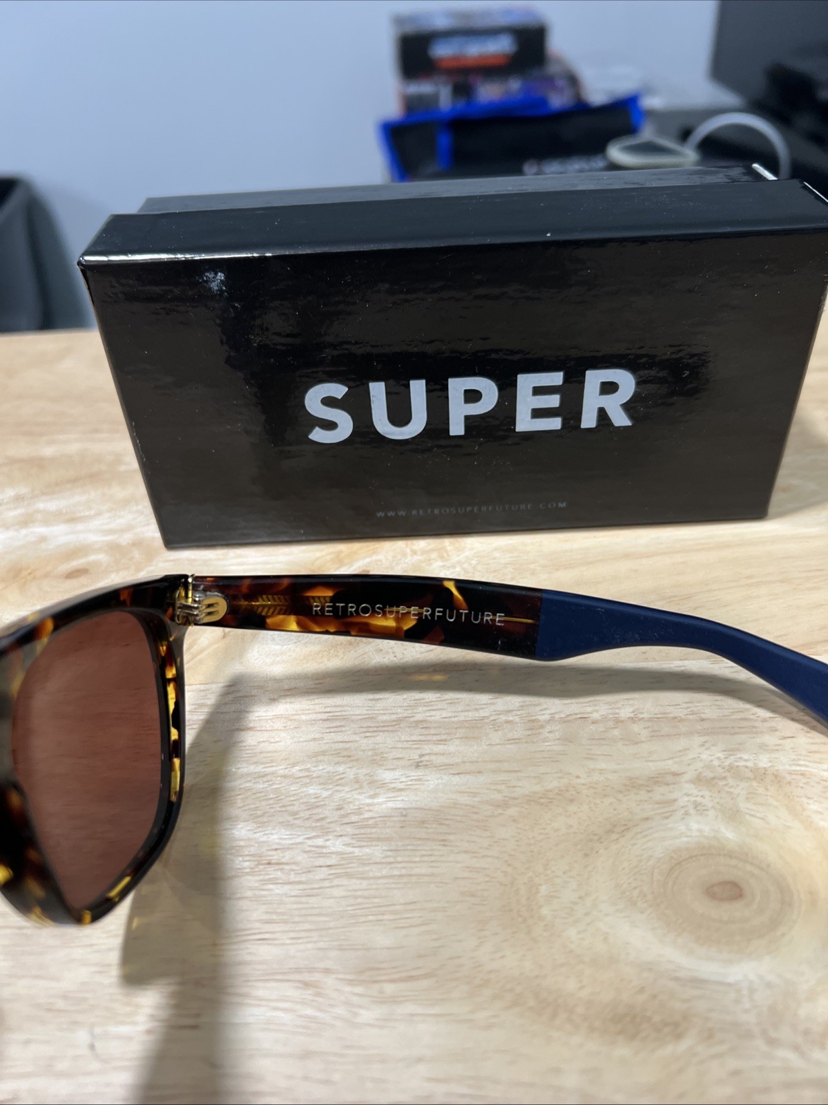RETROSUPERFUTURE sunglasses Tortoise Shell And Bl… - image 4