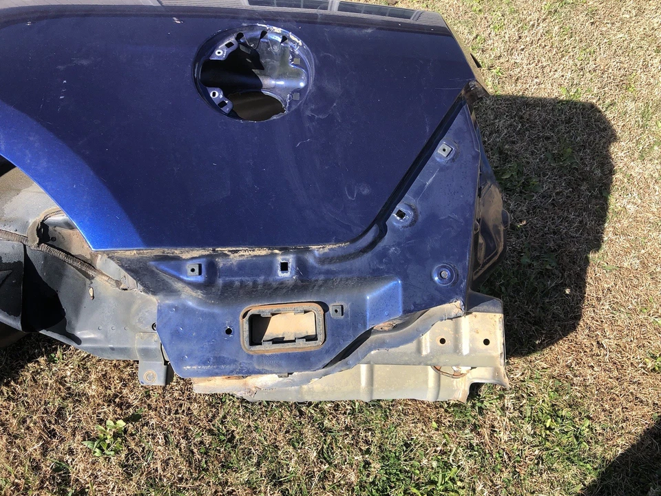 11-14 Ford Mustang GT OEM Factory Driver Rear Quarter Panel Trim - Image 3 of 4