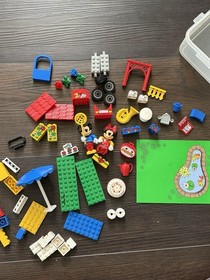 LEGO Mickey Mouse: Minnie's Birthday Party (4165) Missing 4 legos - NO BOX**
