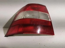 OPEL VECTRA B 36 Rücklicht hinten links 37370748 1.60 Petrol 74kw 1998 31509295