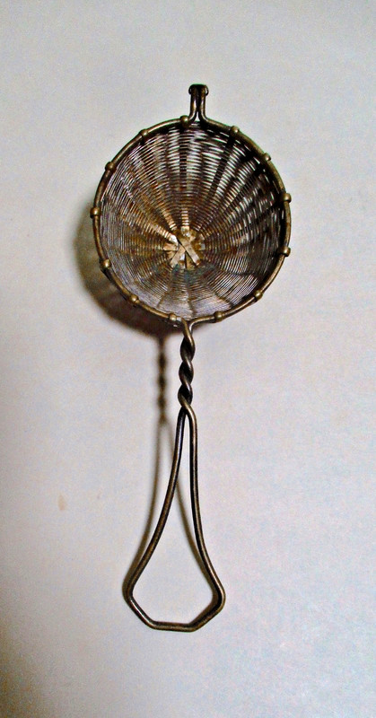 Woven Wire Brass Tea Time Strainer Infuser