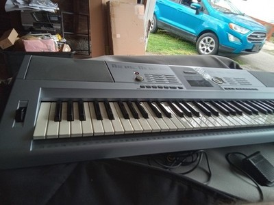 Yamaha Portable Grand DGX-203 Keyboard With Foot Peddle And Bag | eBay