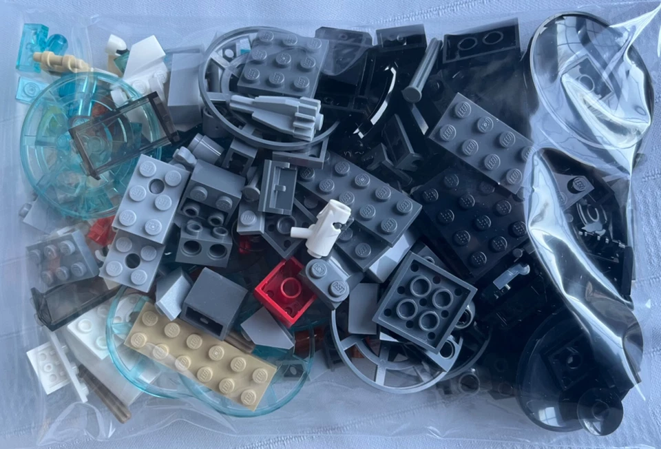 LEGO Ultra Agents: Invizing Gold Getaway (70167) в комплекте с коробкой, инструкциями - Изображение 4 из 4