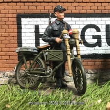 W.Britain 25036 German Youth Pushing Bicycle No.1 Britains