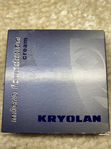 Kryolan Professional Micro Foundation - MFC 265 - Picture 3 of 5