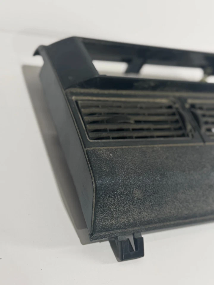 1988-1994 CHEVY/GMC C/K 1500 CENTER DASH RADIO SURROUND BEZEL TRIM W/ VENTS GRAY - Image 4 of 4