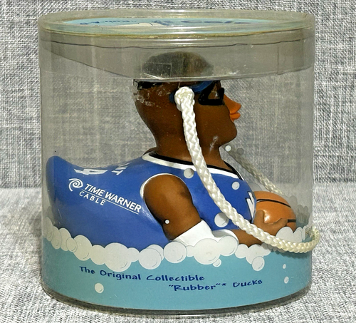 Lotto omaggio Orlando Magic Miracle Ultimate Fan Arena Bobbleheads Celebriduck - Foto 16 di 20