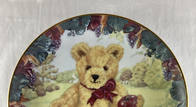 くまさんプレート♡ TEDDY'S FIRST HARVEST Teddy Bear Plate Franklin Mint Grapes