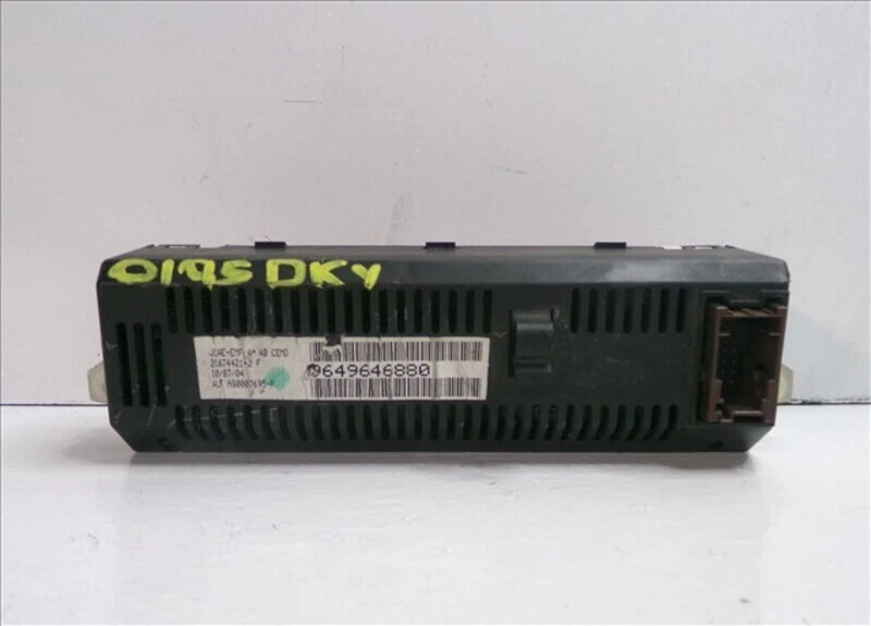 9649646880 central dashboard display 95927 for CITROEN C4 1.6 HDI 2004-2010 2005 - Image 2 of 4