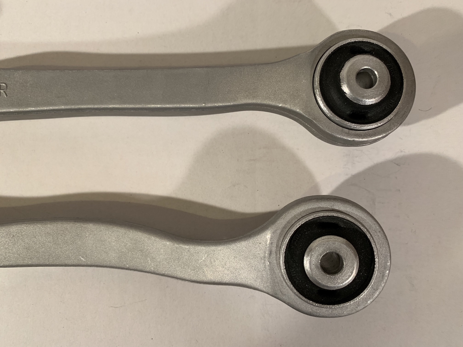 Bentley Continental GTC GT Flying Spur right upper control arm arms (2 pcs)
