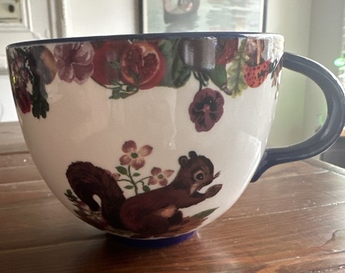 Anthropologie Nathalie Lete Squirrel Mug Animals Floral Woodland Wildlife Nature - Picture 2 of 7