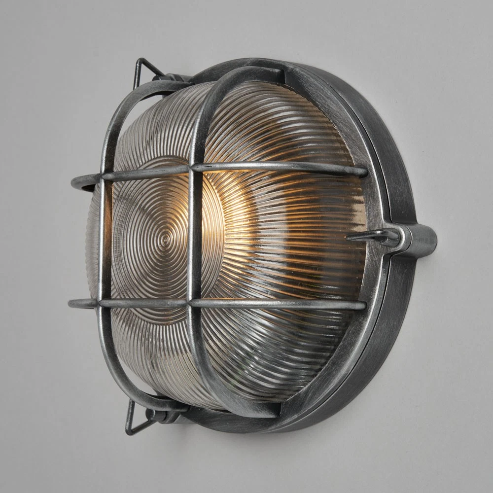 Luz de pared para exteriores Litecraft Remy redonda enjaulada plateada mampara clasificación IP44