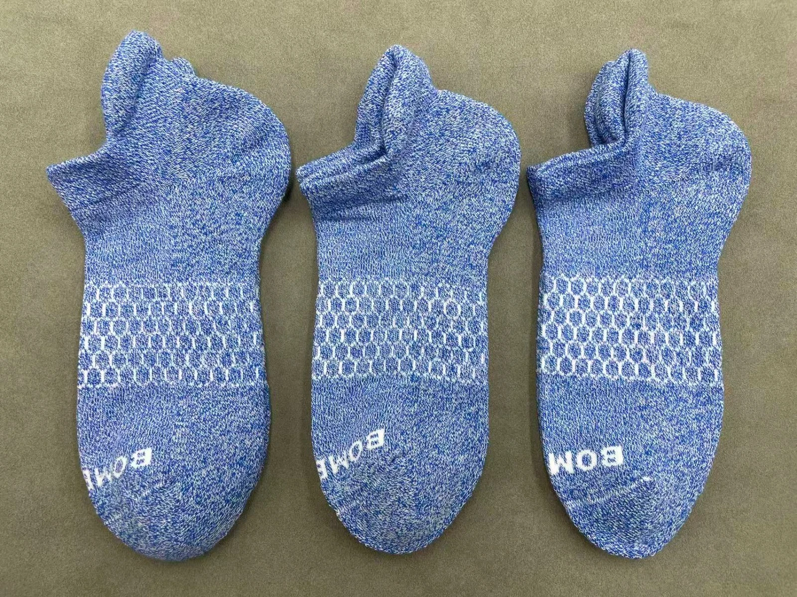 3 pairs Bombas Women's Solid Ankle socks Size MEDIUM 8-10.5 blue
