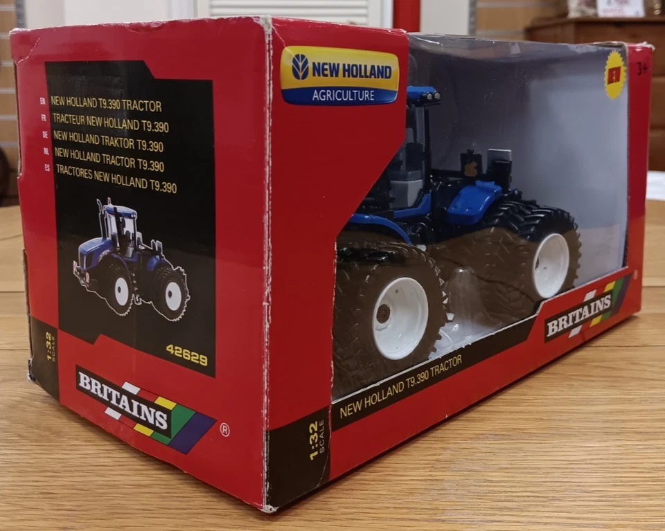 Tractor británico New Holland T9.390 modelo escala 1:32 (usado) Foto 2 de 4