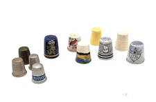 THIMBLE VINTAGE LOT OF 11 HANDPAINTED PORCELAIN, BRASS & CERAMIC FLOWERS