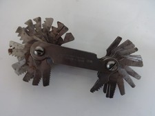 ENGINEERS THREAD GAUGE METRIC and WHITWORTH  Moore & Wright No. 804
