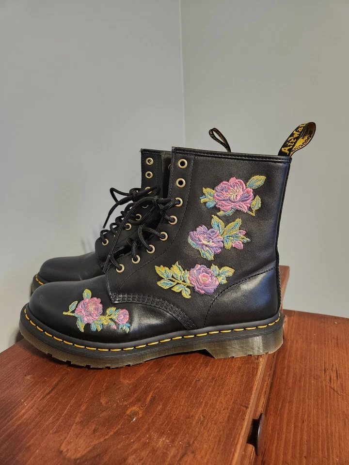 Botas de Combate Dr Doc Martens 1460 Vonda Rosa Floral Talla 11 Ojales Tobillo Foto 3 de 4