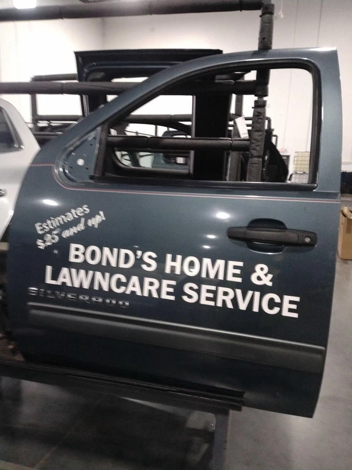 Conjunto de puerta delantera izquierda usado se adapta a: Chevrolet Silverado 1500 2013 camioneta F Foto 3 de 4