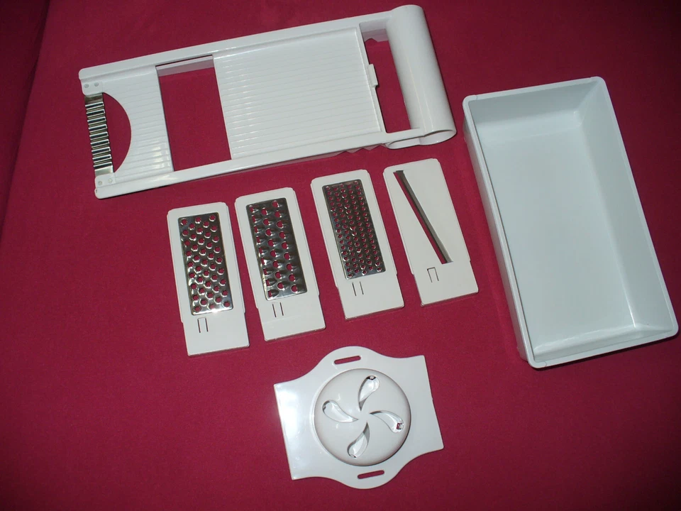 Küchenreibe Multireibe 7tlg.